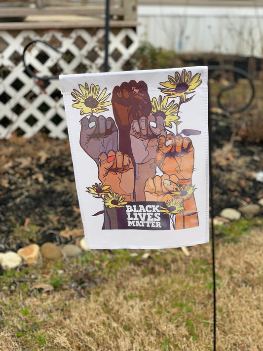 Black Lives Matter Yard Flag